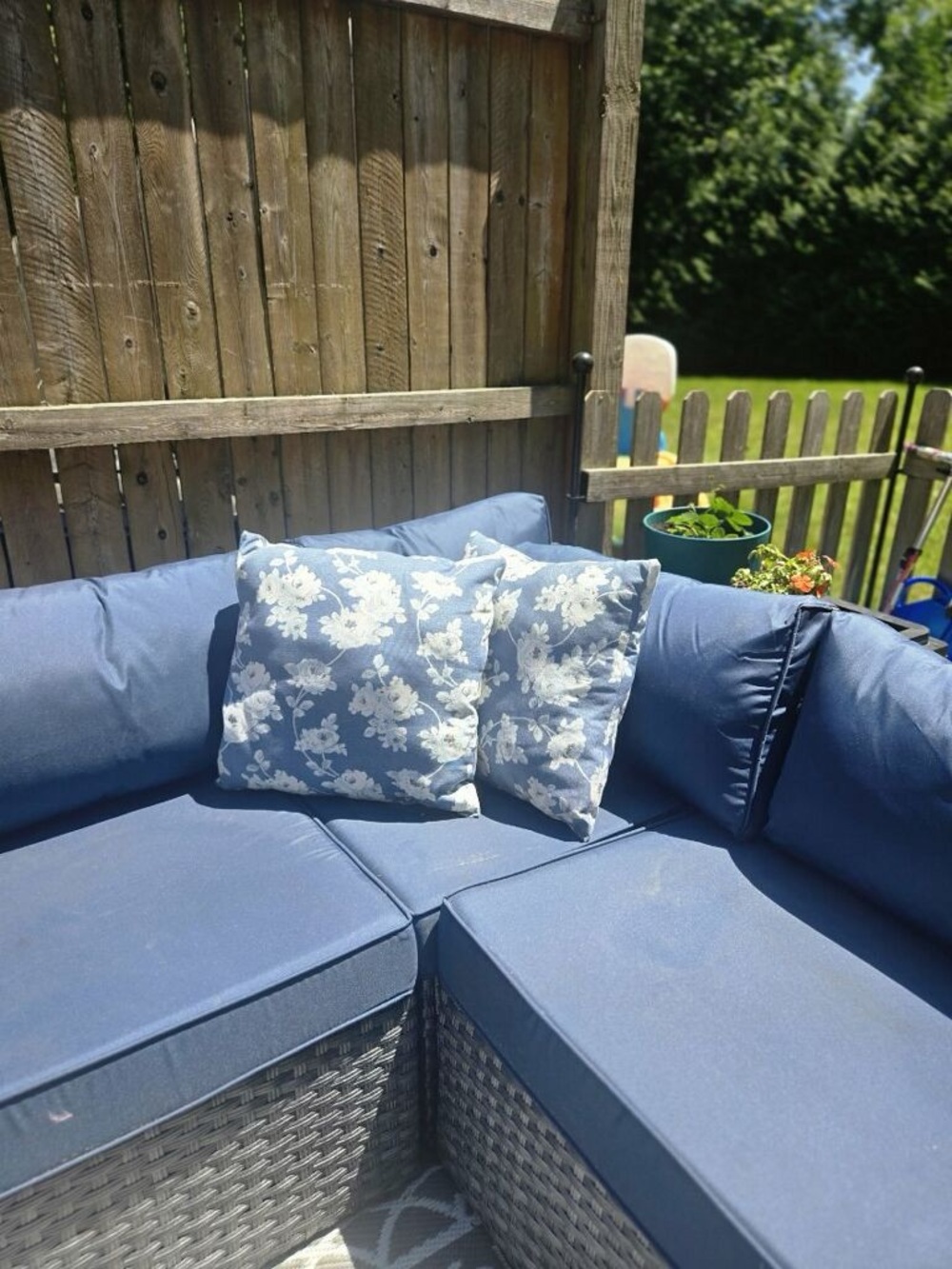 Blue Floral Accent Throw Pillow - Versatile Home Bedding Pillow